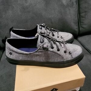 Women's Sperry Crest Vibe Metallic Black shoe Size 10M.